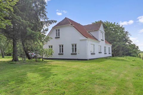Solid og velholdt villa med god planløsning