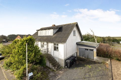 Potentialefuld murstensvilla fra 1912 med mulighed for fjordkig