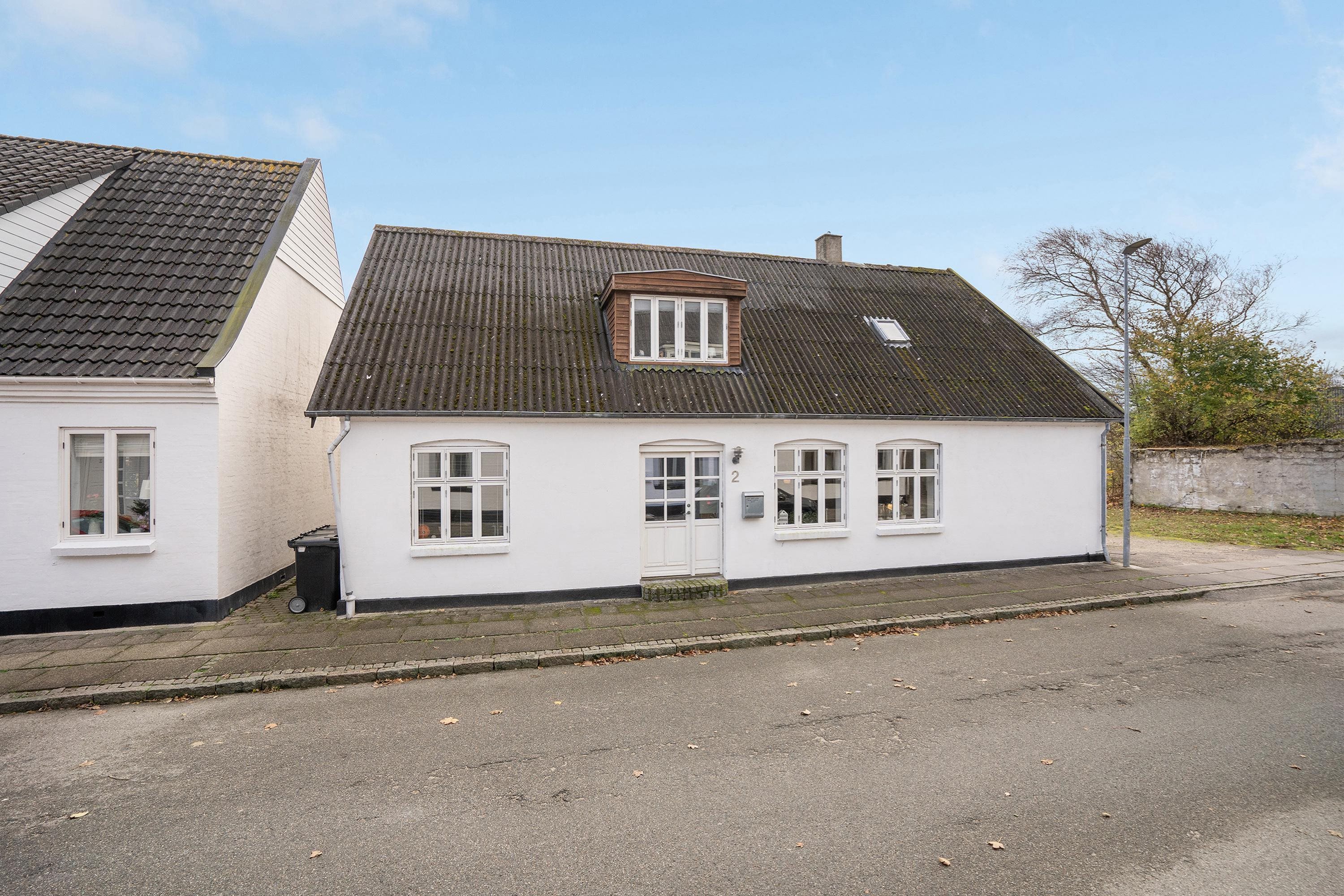Villa på Håndværkergade 2 9600 Aars.