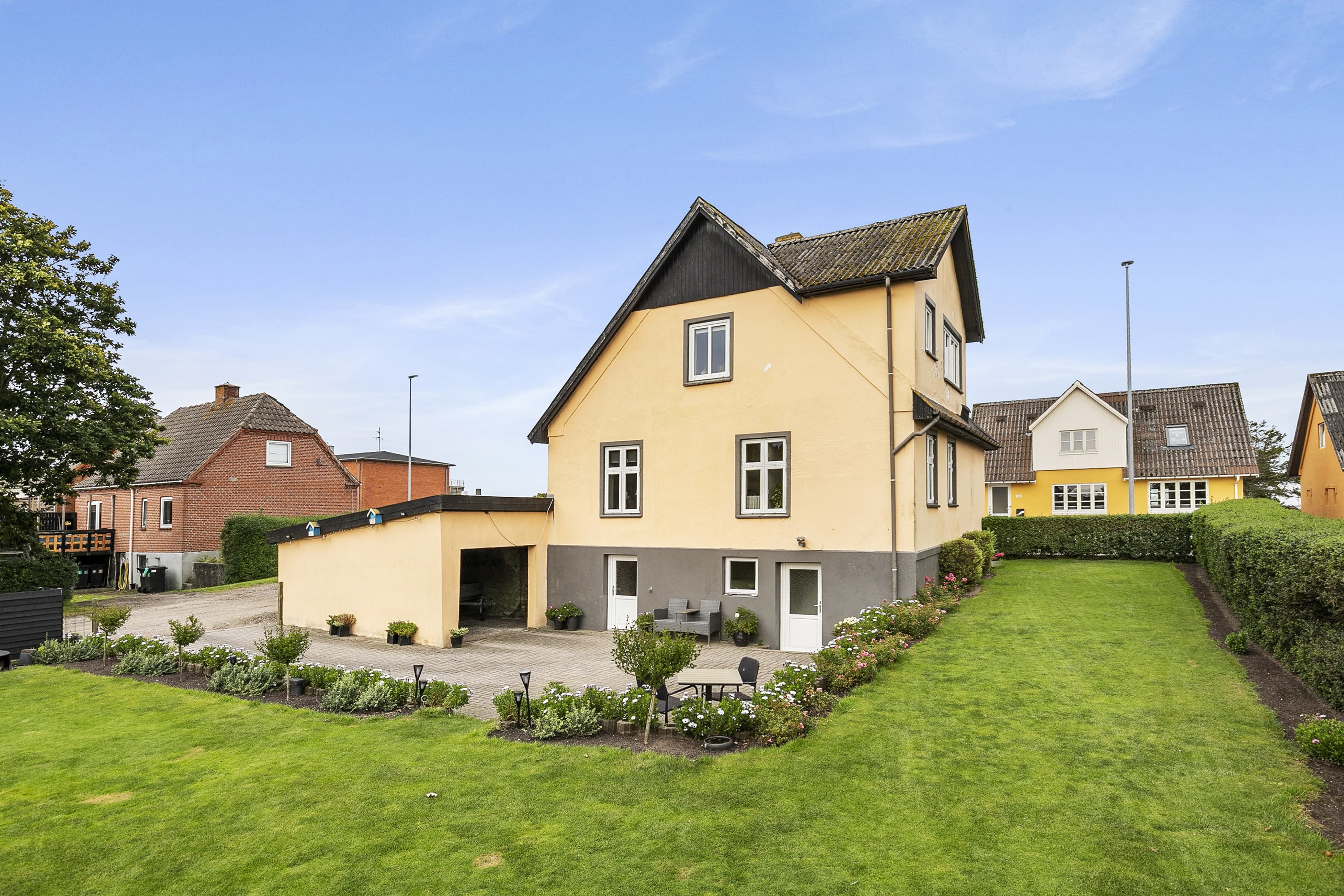 Villa på Bredgade 98 9670 Løgstør.
