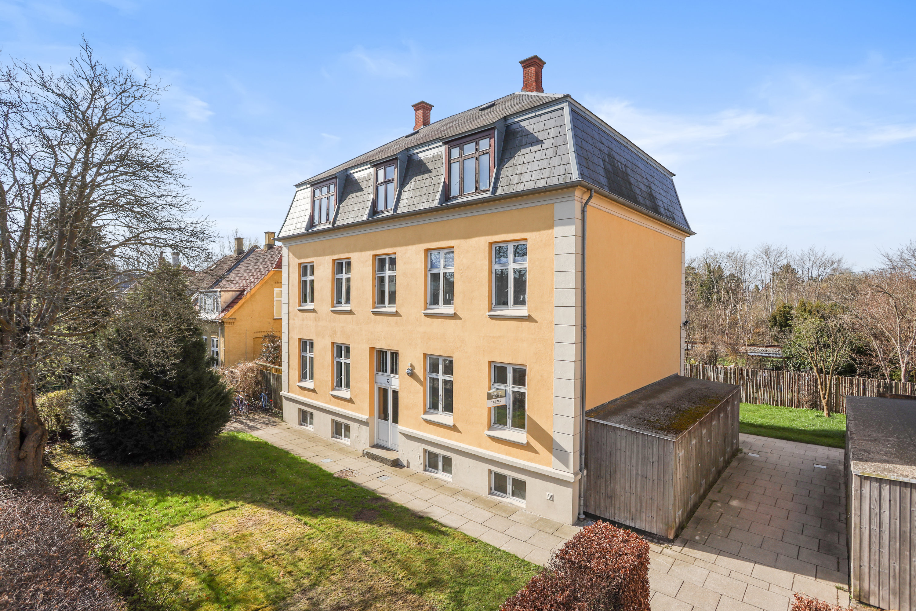 Ejerlejlighed på Tranegårdsvej 47, 0. th 2900 Hellerup.