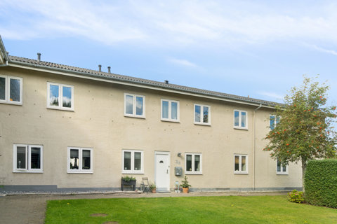 Lejlighed med plads og potentiale