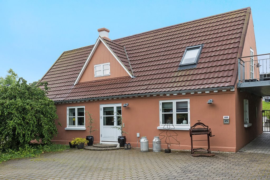 Villa på Østermarksvej 25 8983 Gjerlev J.
