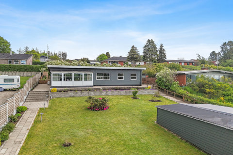 Fredelig villa midt i naturen