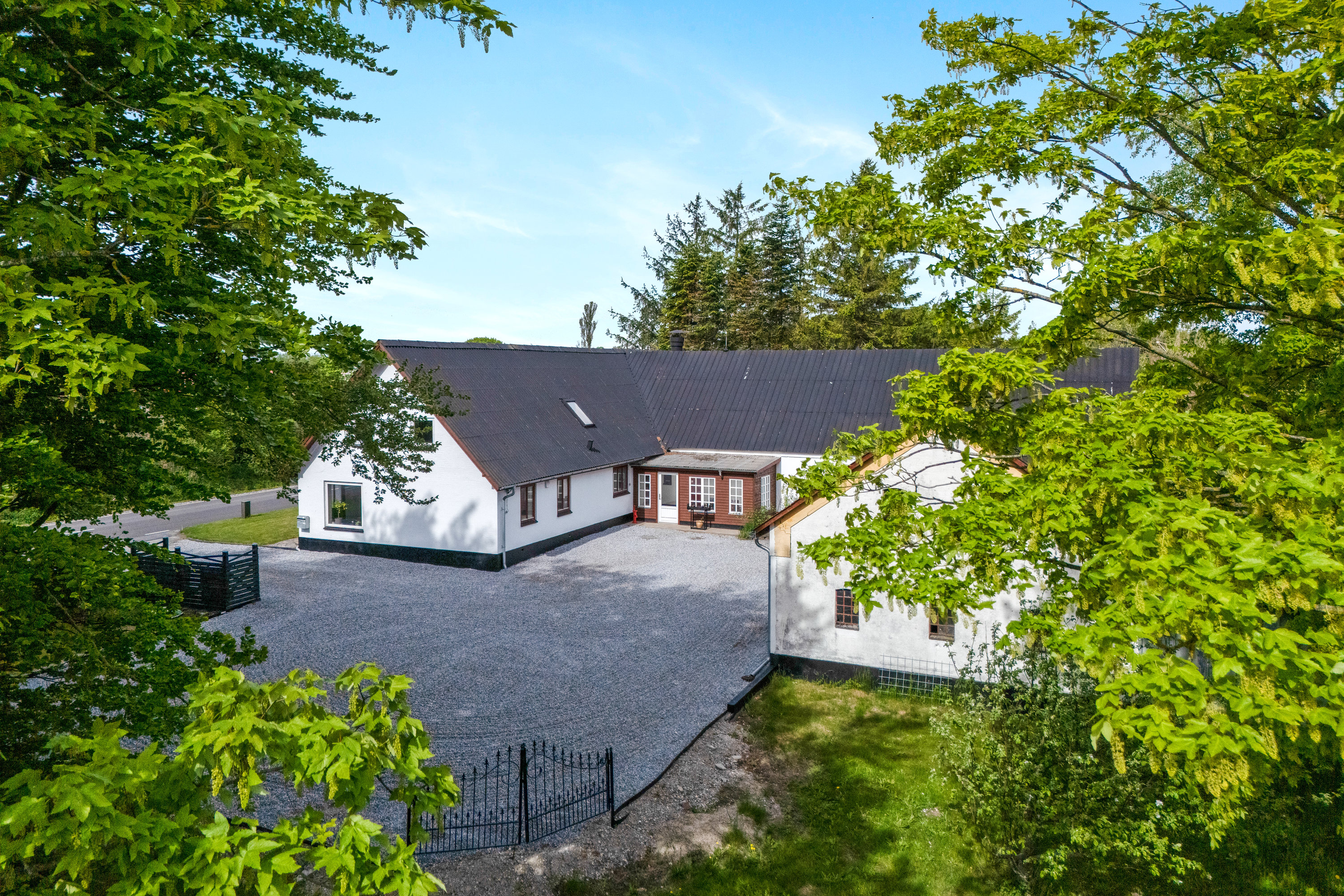 Landejendom på Voergårdsvej 27 9330 Dronninglund.