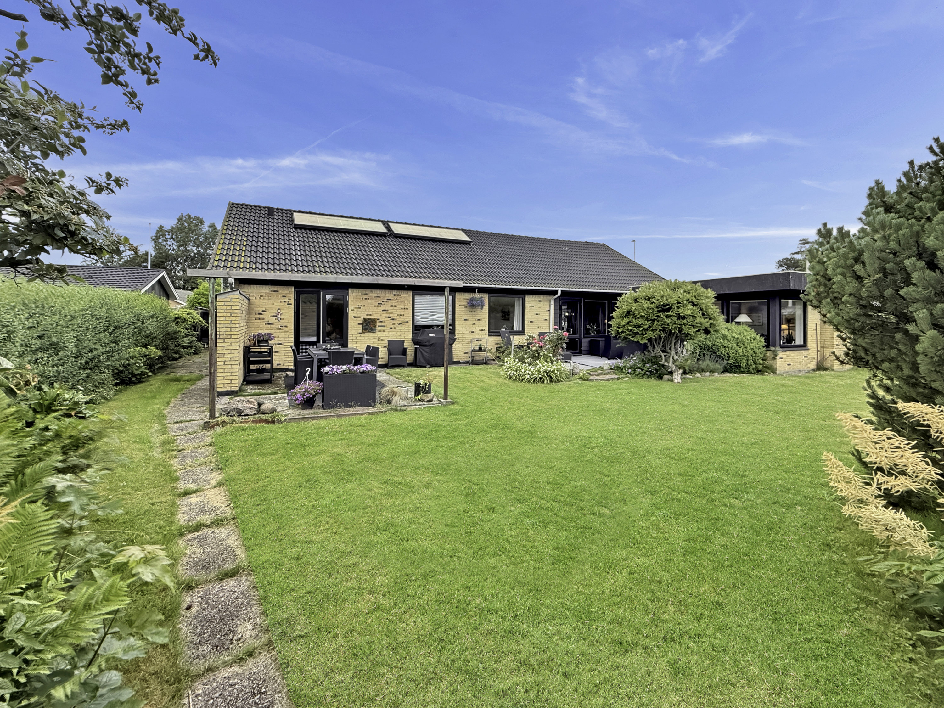 Villa på Tuenvej 63 9900 Frederikshavn.