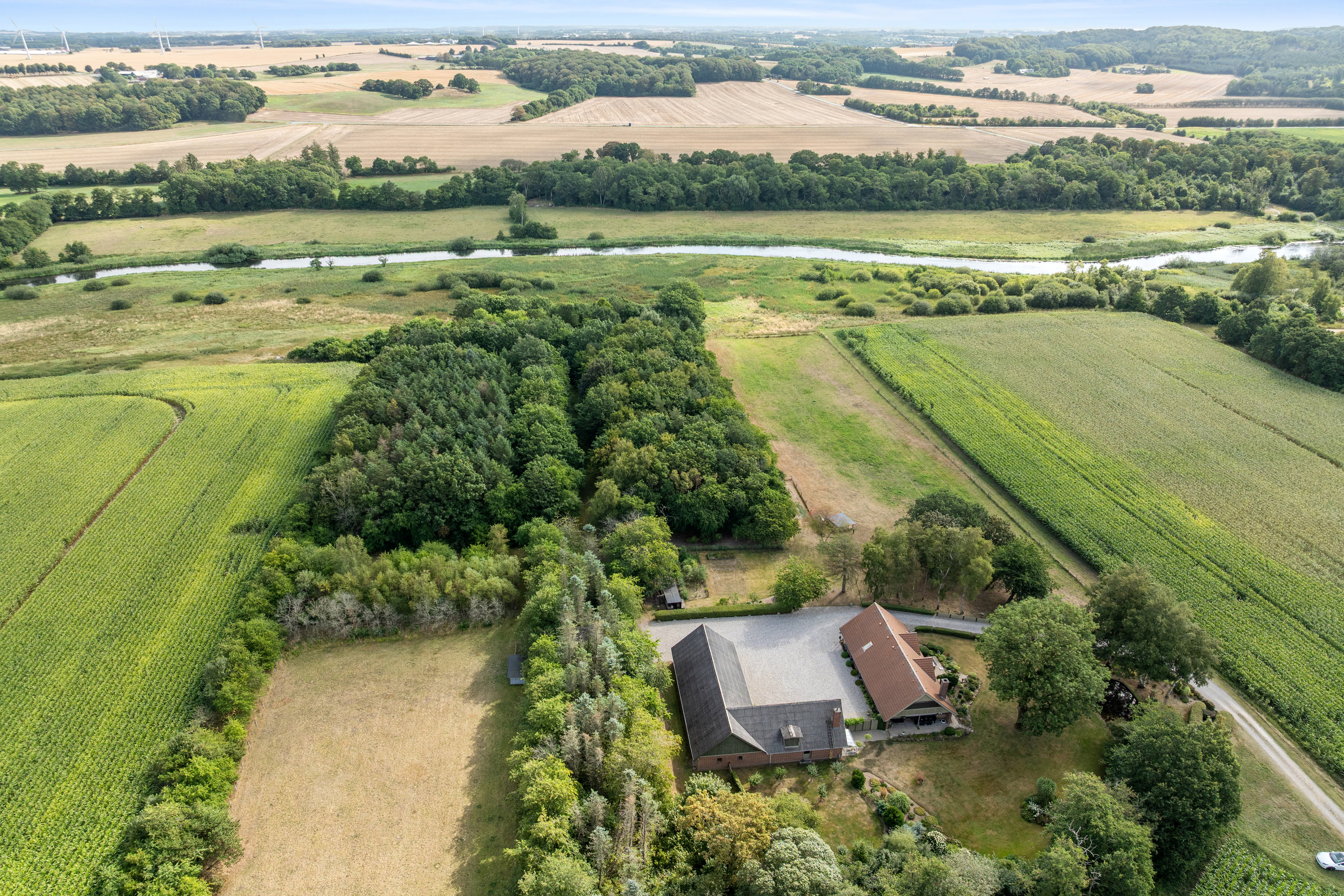 Landejendom på Allinggårdsvej 96 8600 Silkeborg.