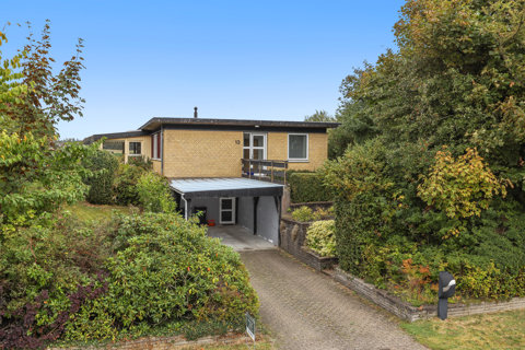 Præsentabel villa på lukket vej i Skovsgård