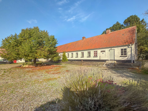 Mulighedsrig ejendom med masser af plads i naturskønne omgivelser